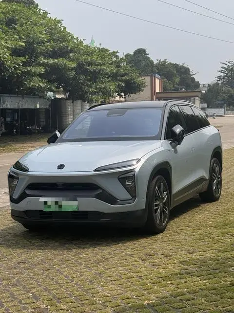 NIO ES6 2020