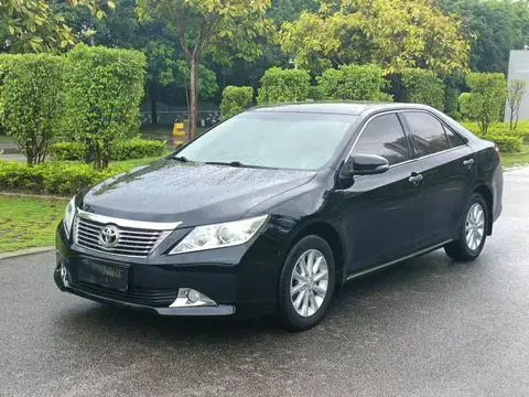 Toyota Camry 2013
