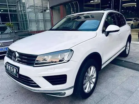 Volkswagen 途锐 2016 — фото 1