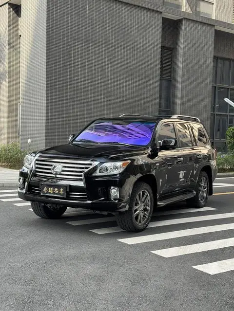 Lexus LX 2007