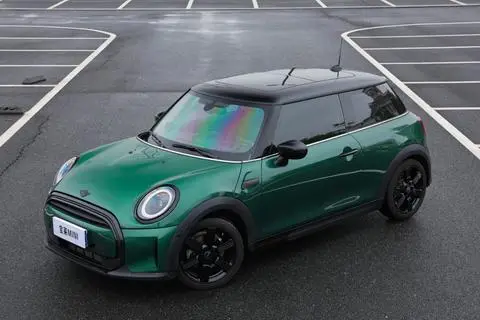 MINI MINI 2023