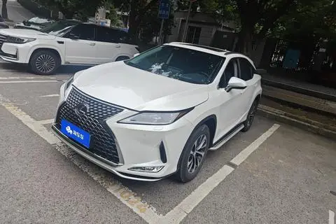 Lexus RX 2020 — фото 1