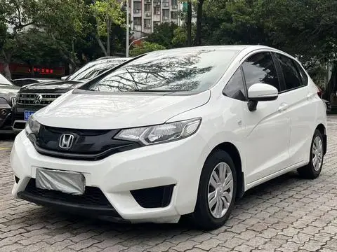 Honda Fit 2016 — фото 1