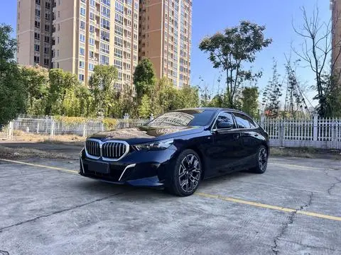 BMW 5 Series 2025