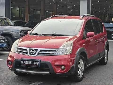Nissan 骊威 2010