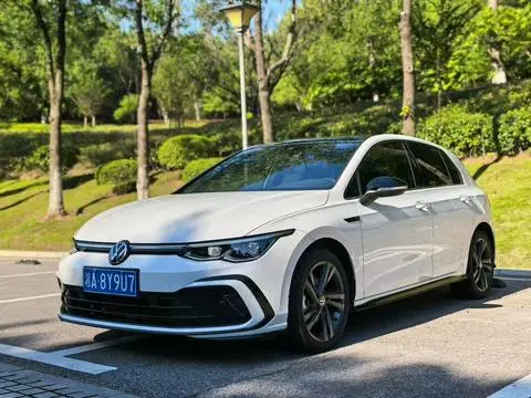 Volkswagen Golf 2024