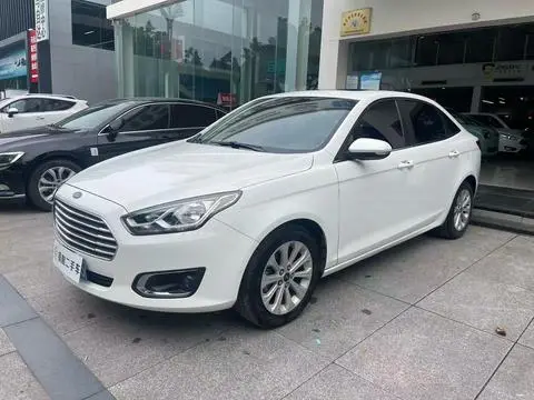 Ford Escort 2015 — фото 1