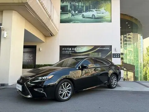 Lexus ES 2015