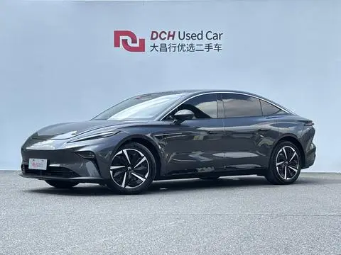 Rising Auto 飞凡F7 2023