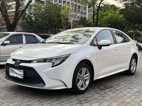 Toyota 雷凌 2021 — фото 1