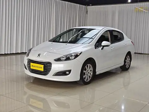 Peugeot 308 2014 — фото 1
