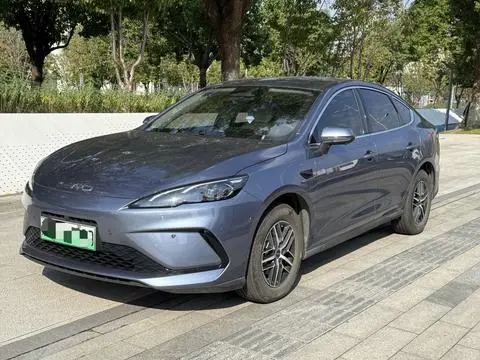BYD Seal05 DM 2025