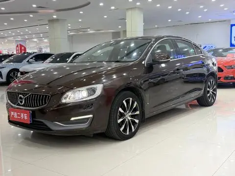 Volvo S60 2017 — фото 1