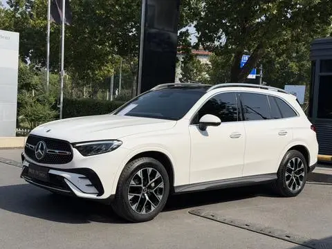 Mercedes-Benz GLC 2023