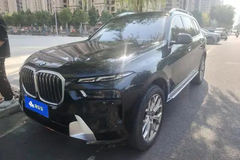 BMW X7 2023
