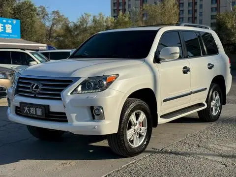 Lexus LX 2013