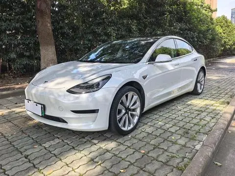 Tesla Model 3 2019 — фото 1