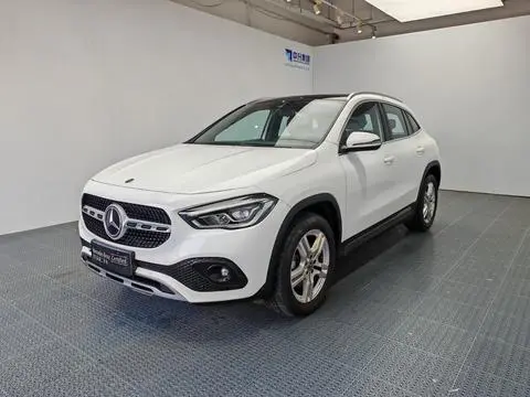 Mercedes-Benz GLA 2023