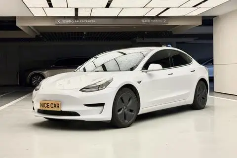 Tesla Model 3 2020 — фото 1