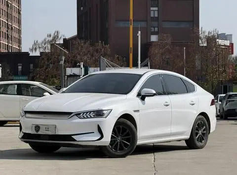 BYD 秦PLUS EV 2025