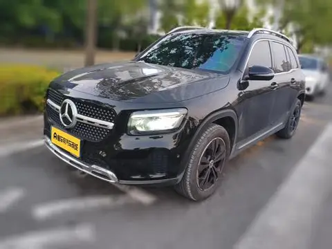 Mercedes-Benz GLB 2024