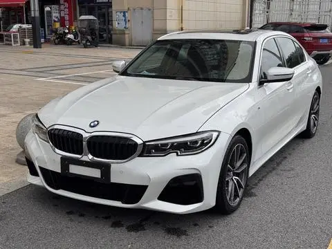 BMW 3 Series 2021