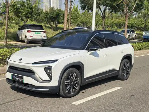 NIO ES6 2020