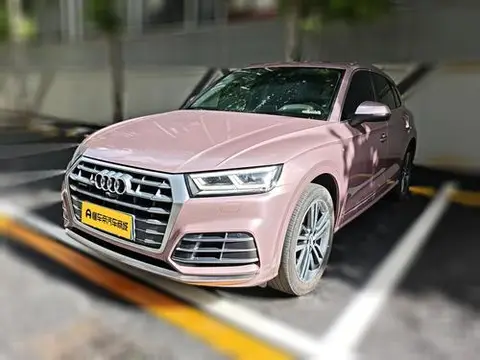 Audi Q5L Sportback 2021 — фото 1