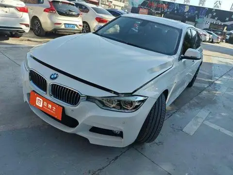 BMW 3 Series 2019 — фото 1