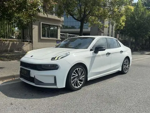 Lynk & Co 03 2022
