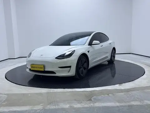 Tesla Model 3 2021 — фото 1
