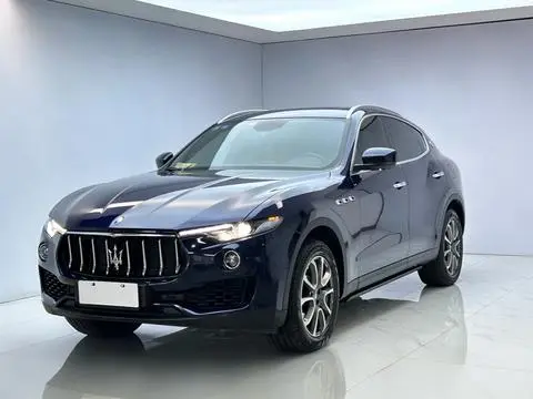 Maserati Levante 2018 — фото 1