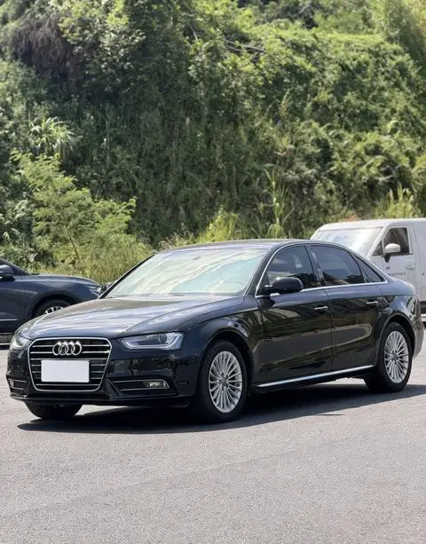 Audi A4L 2016