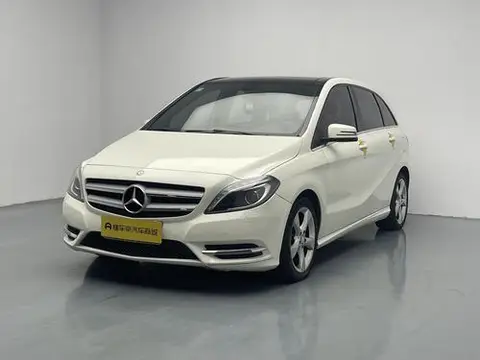 Mercedes-Benz B-Class 2012