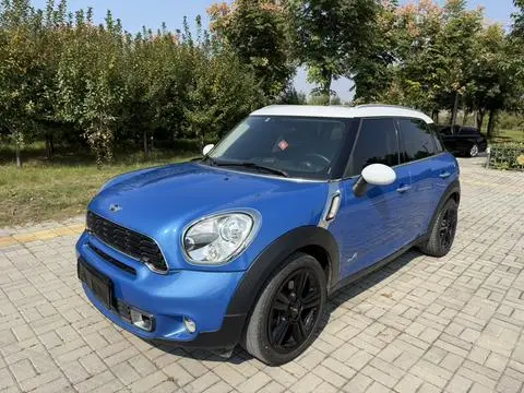 MINI COUNTRYMAN 2013