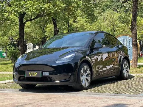 Tesla Model Y 2022 — фото 1