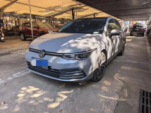 Volkswagen Golf 2021
