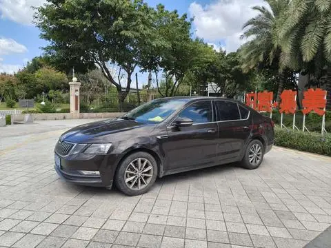 Skoda 明锐 2018 — фото 1