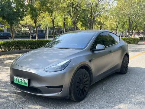 Tesla Model Y 2022 — фото 1