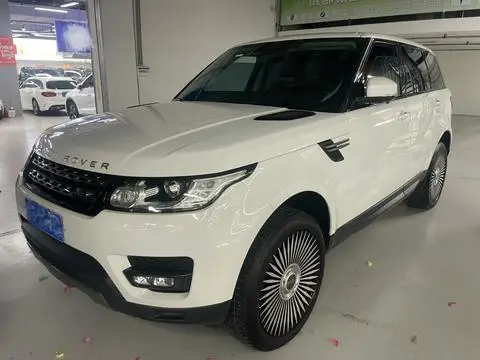 Land Rover 揽胜运动 2016 — фото 1