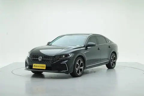Volkswagen Passat 2024