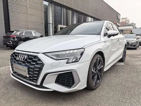 Audi A3 2023 — фото 1