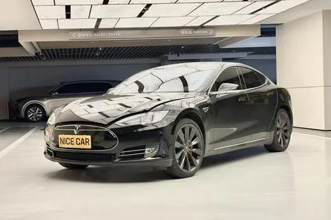 Tesla Model S 2014 — фото 1