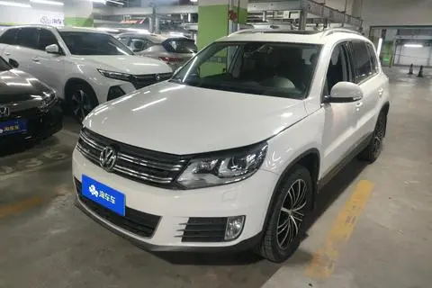 Volkswagen Tiguan 2015
