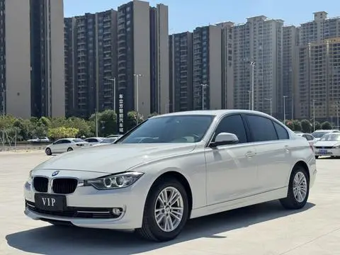 BMW 3 Series 2015 — фото 1