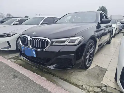BMW 5 Series 2021 — фото 1