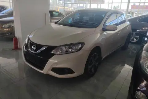 Nissan 骐达TIIDA 2016 — фото 1