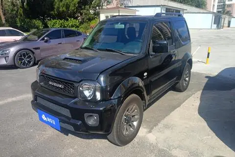 Suzuki 吉姆尼 2015