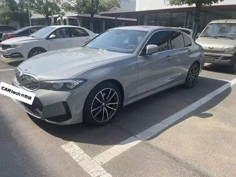 BMW 3 Series 2025 — фото 1