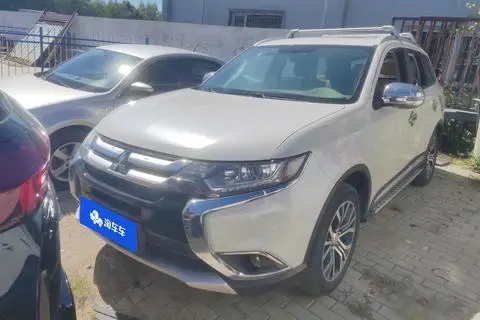 Mitsubishi 欧蓝德 2018